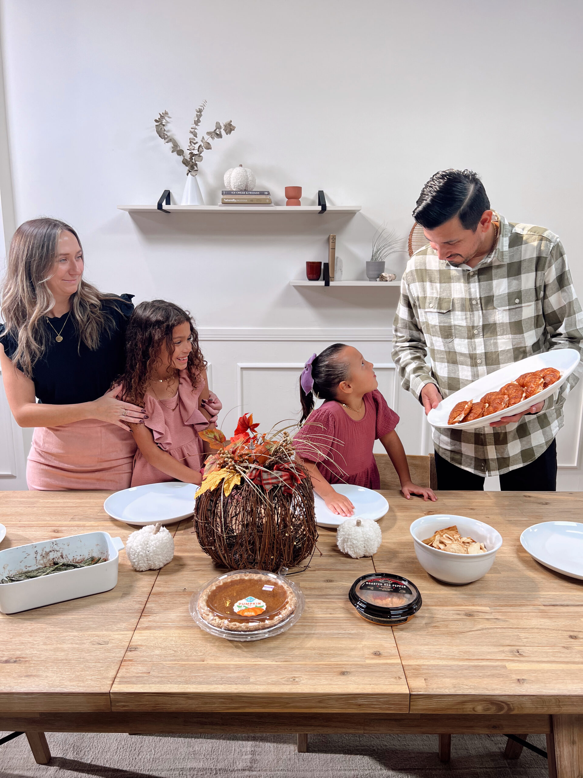 How we prep for Thanksgiving get-togethers with FOOD4LESS®